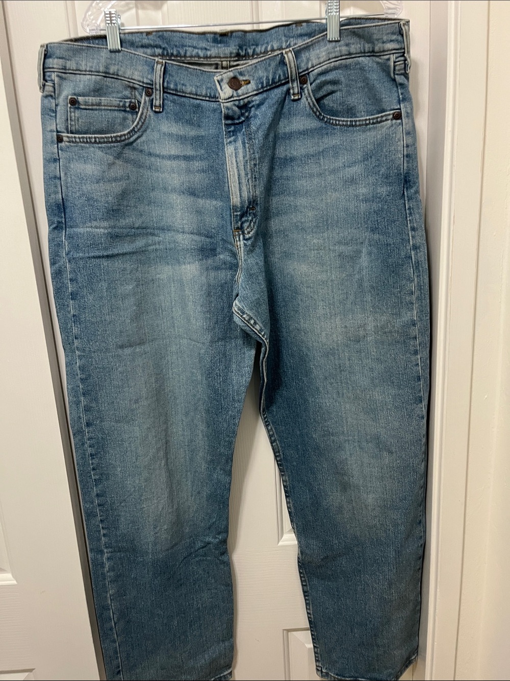Wrangler Classic Light Blue Slim Straight Jeans